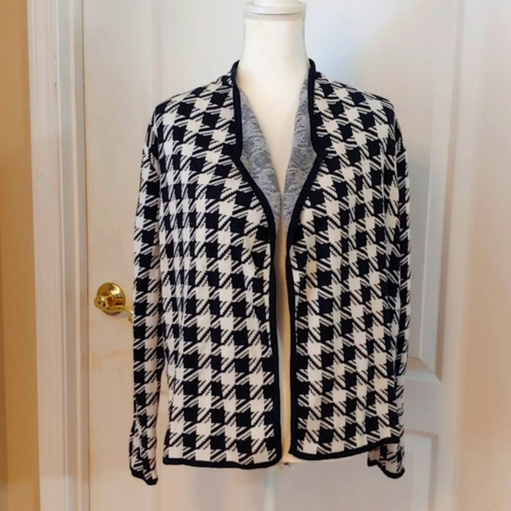Jones New York Navy/White Herringbone Knit Open Front Sweater Cardigan. Medium